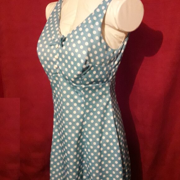 Vintage 70s Polka Dot Mini Dress, Built-In Bra, "Linda Originals" Montreal, XS - Picture 3 of 9